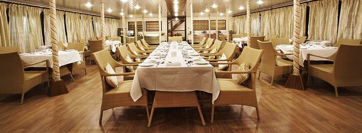 283/M.V. Mahabaahu Brahmaputra River Cruise - Guwahati 03.jpg